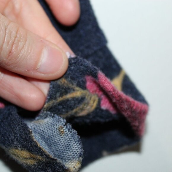 Rue21 Cold Shoulder Floral Top Size Small - Picture 5 of 11